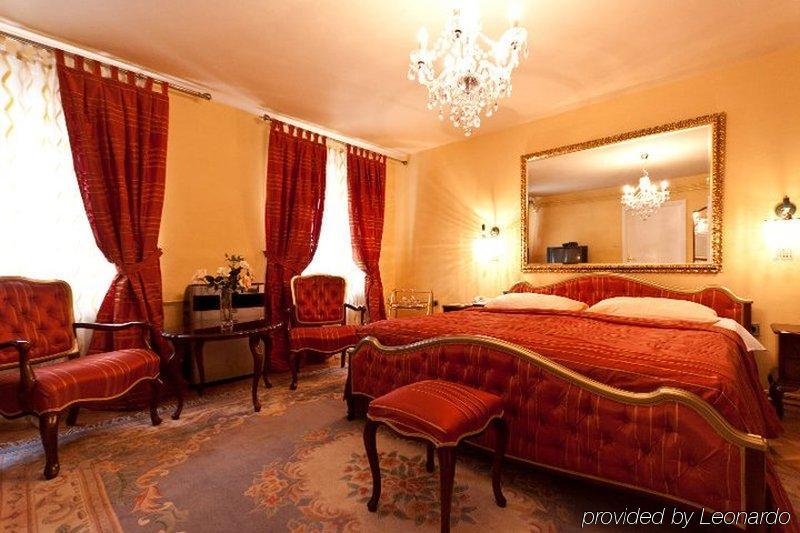 Hotel Livadic Samobor Oda fotoğraf